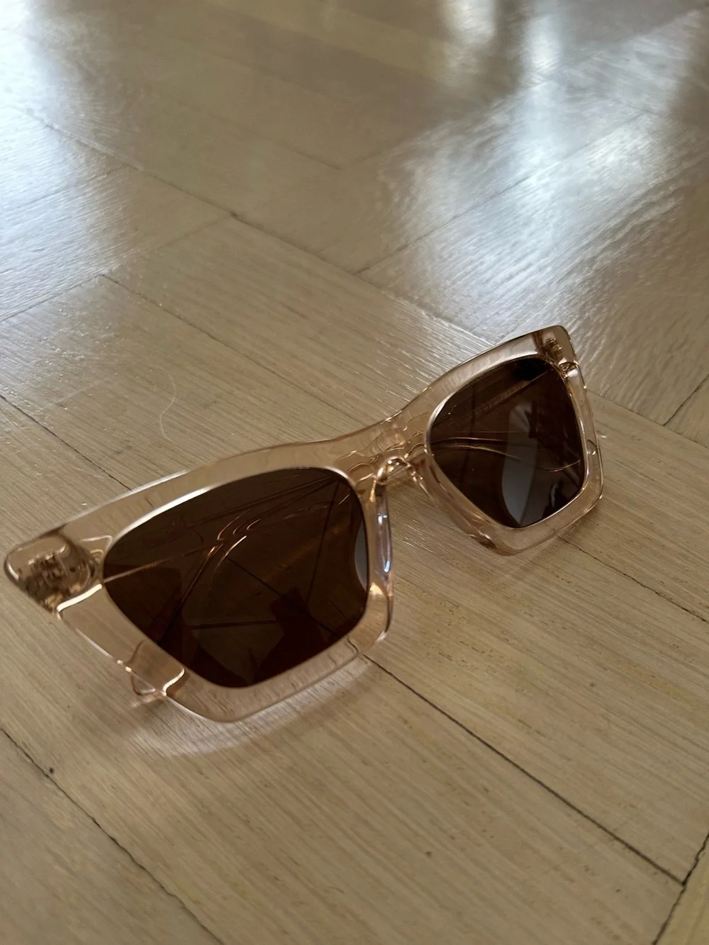 Women’s Dan Deutsch Cat Eye Sunglasses Clear Brown Tan Beige Like New